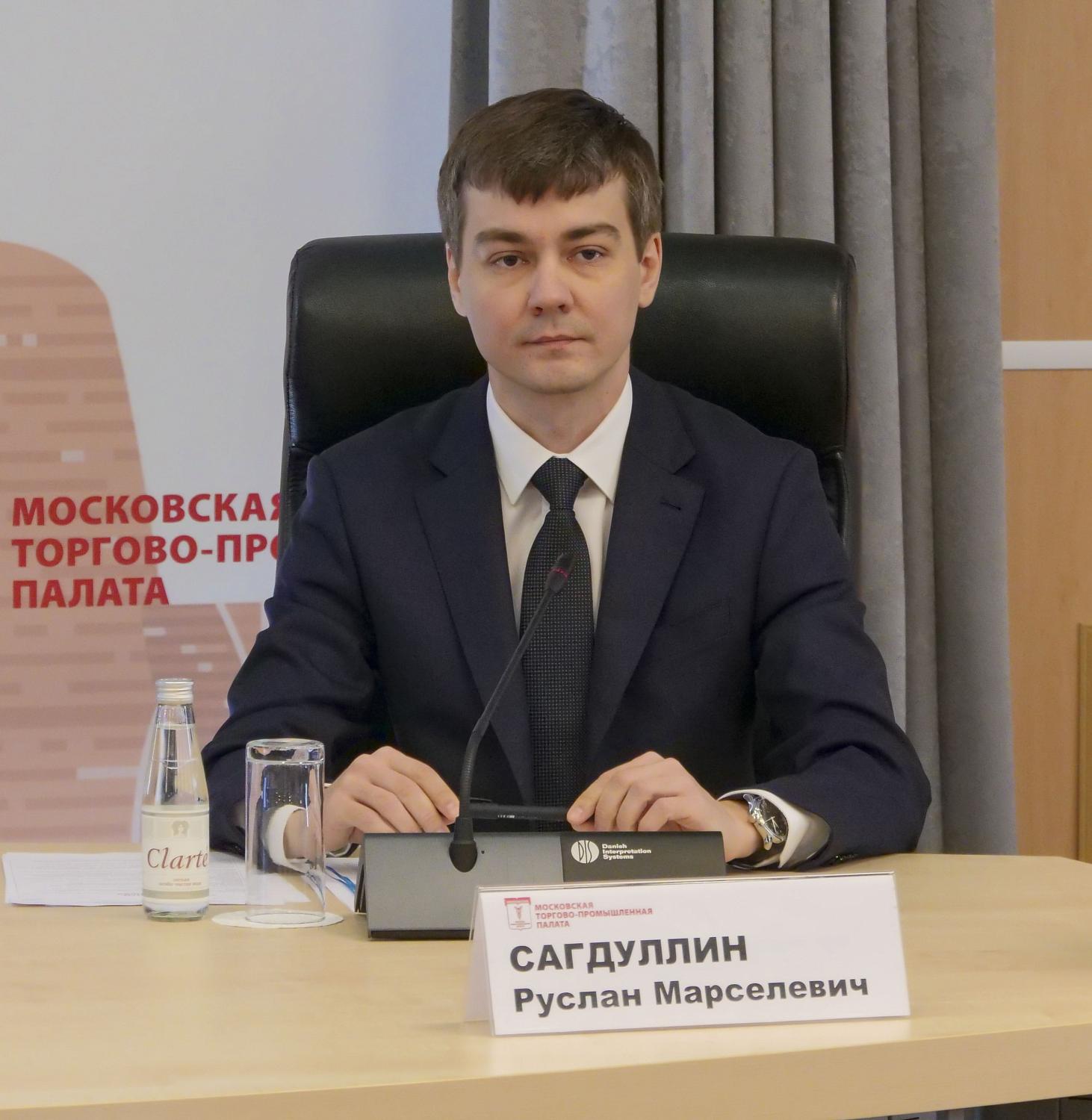 Городские власти поддерживают сферу ЖКХ в условиях санкционного давления