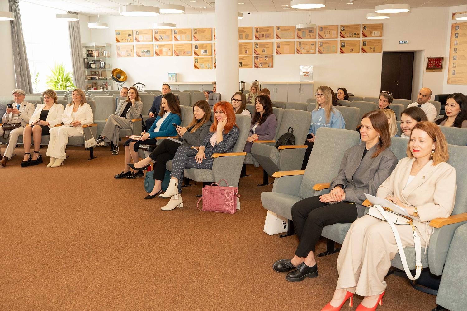 «Договориться нельзя судится» - где ставят запятую медиаторы и адвокаты?