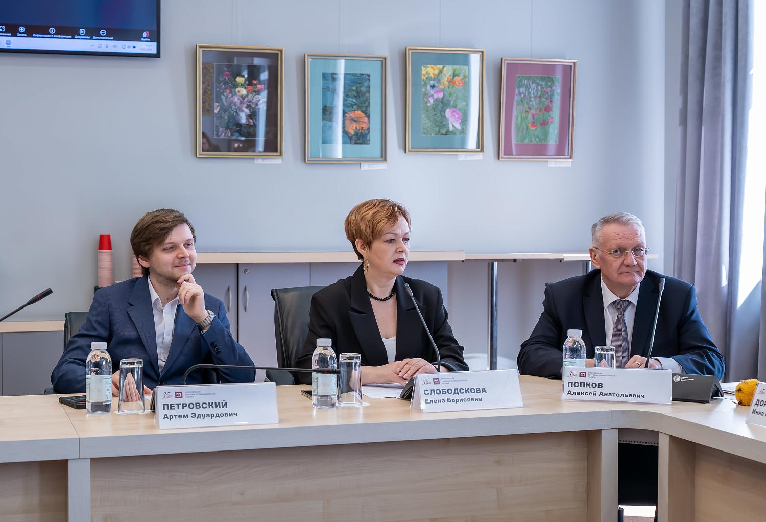 Медиация лечит конфликты: как врачи и пациенты учатся слышать друг друга