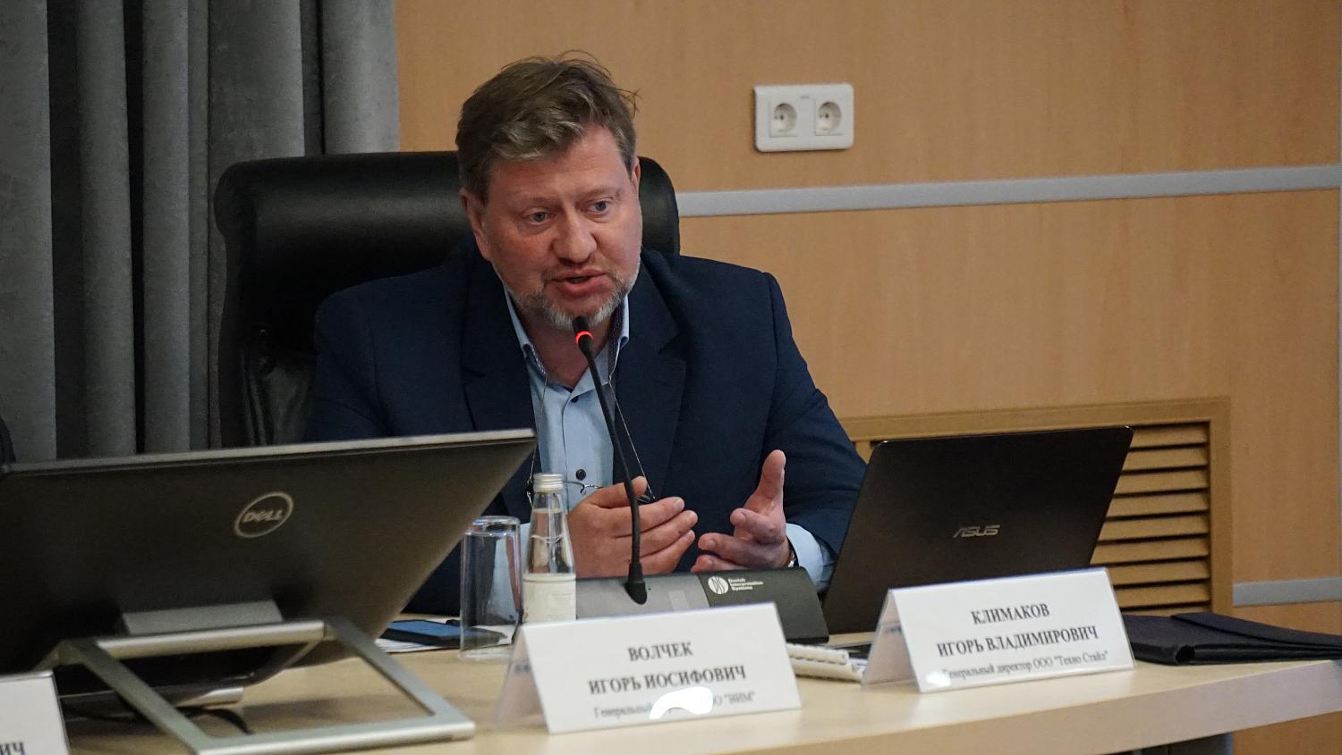 Операторы технического осмотра транспортных средств объединяются