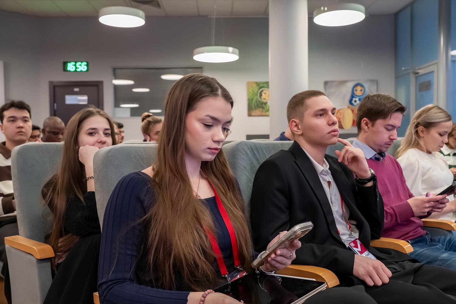 Новые участники проекта «Начни свой бизнес с Москвой» начали обучение с разработки стратегий выхода на международные рынки