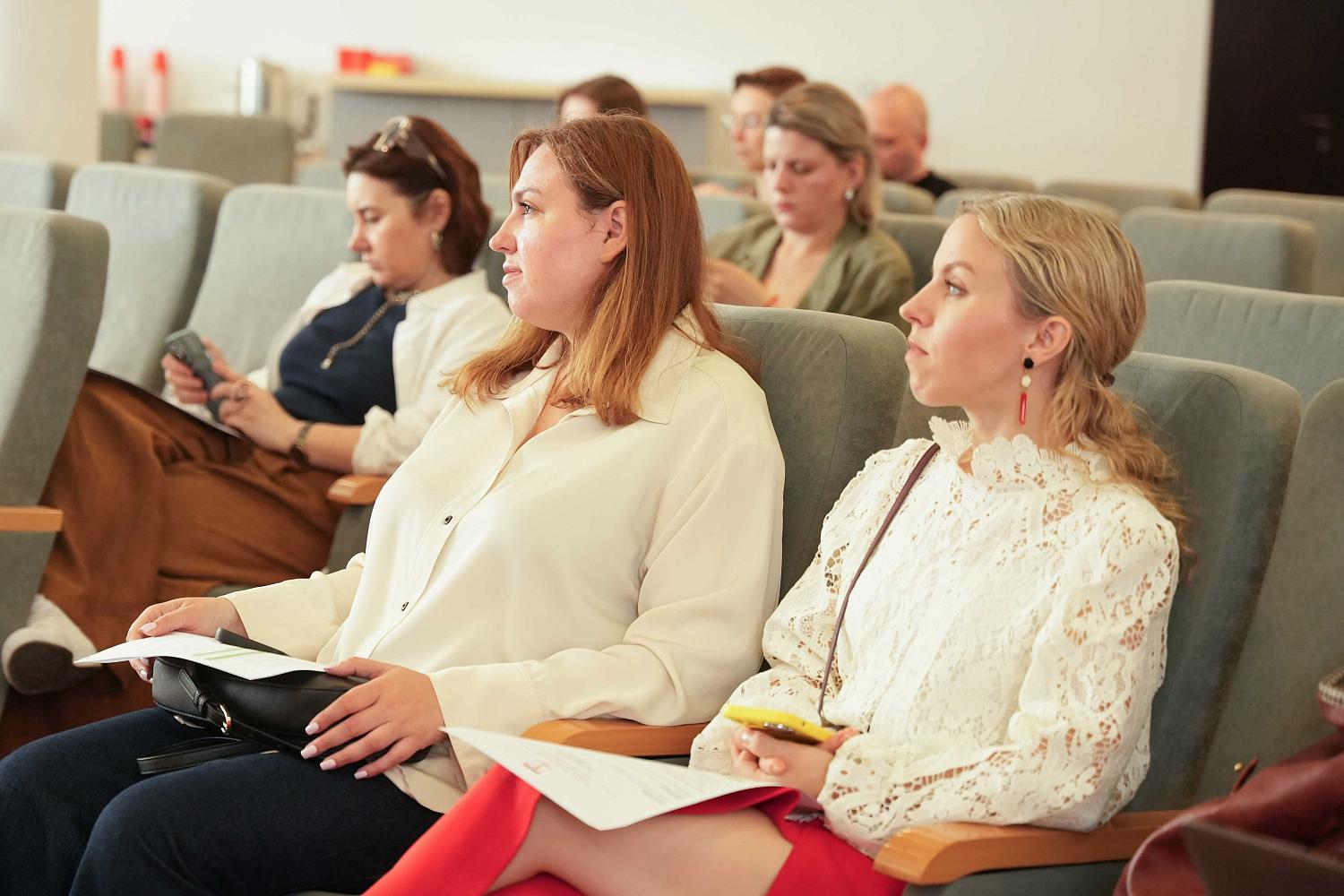 Русская мода: новая жизнь древних традиций