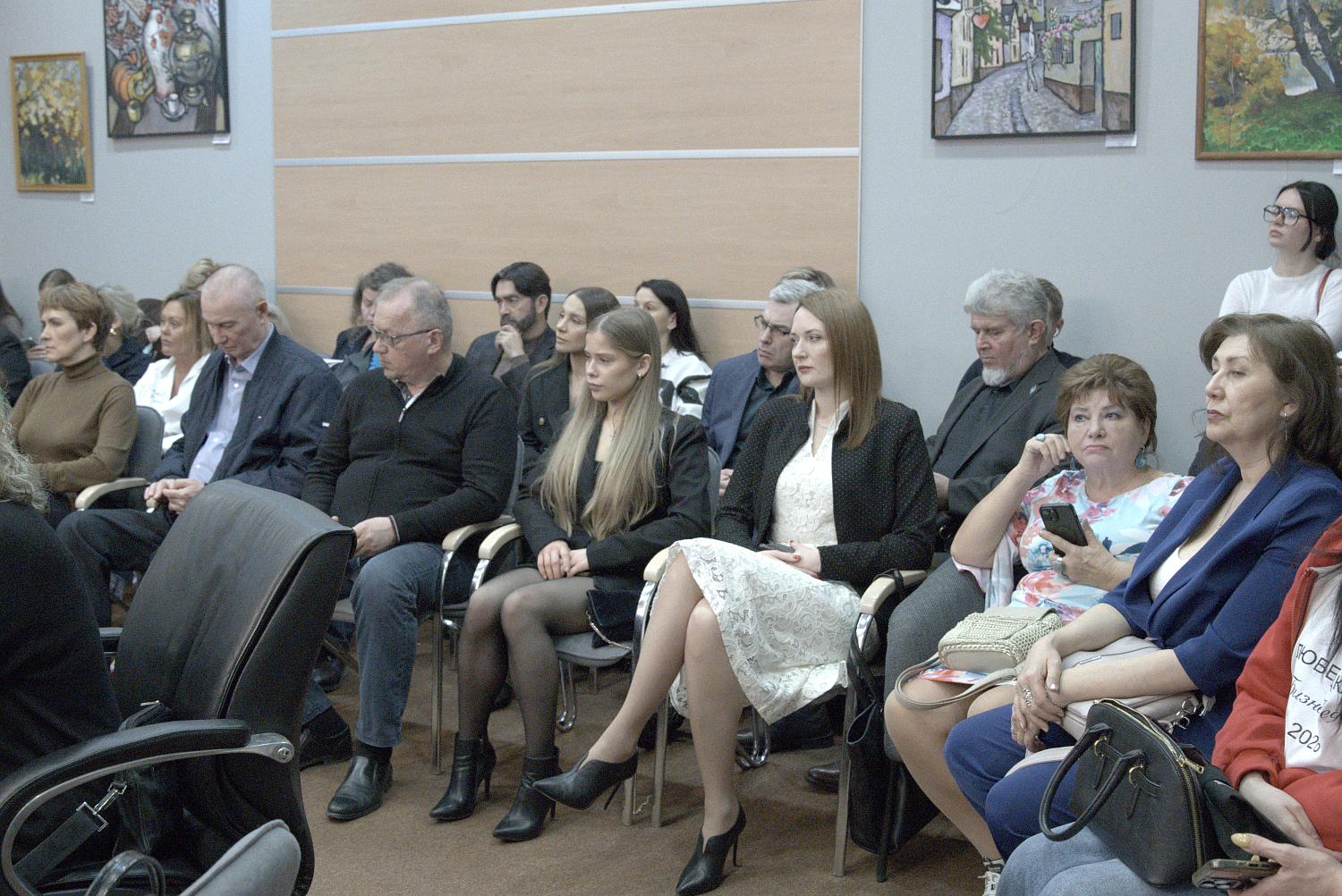 Эксперты обсудили пути развития креативной экономики