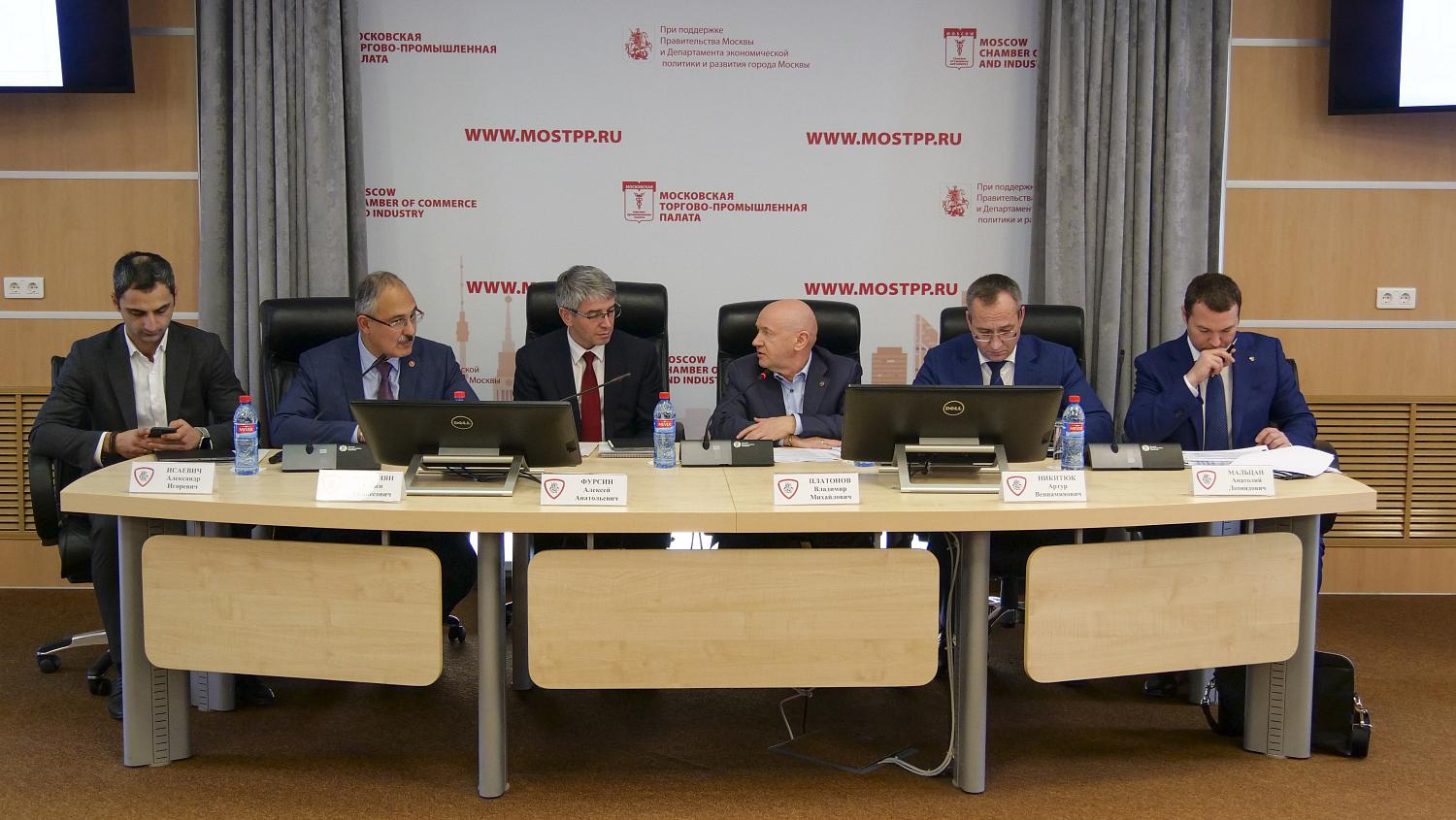 Предприниматели ЦАО напрямую пообщались с представителями власти 