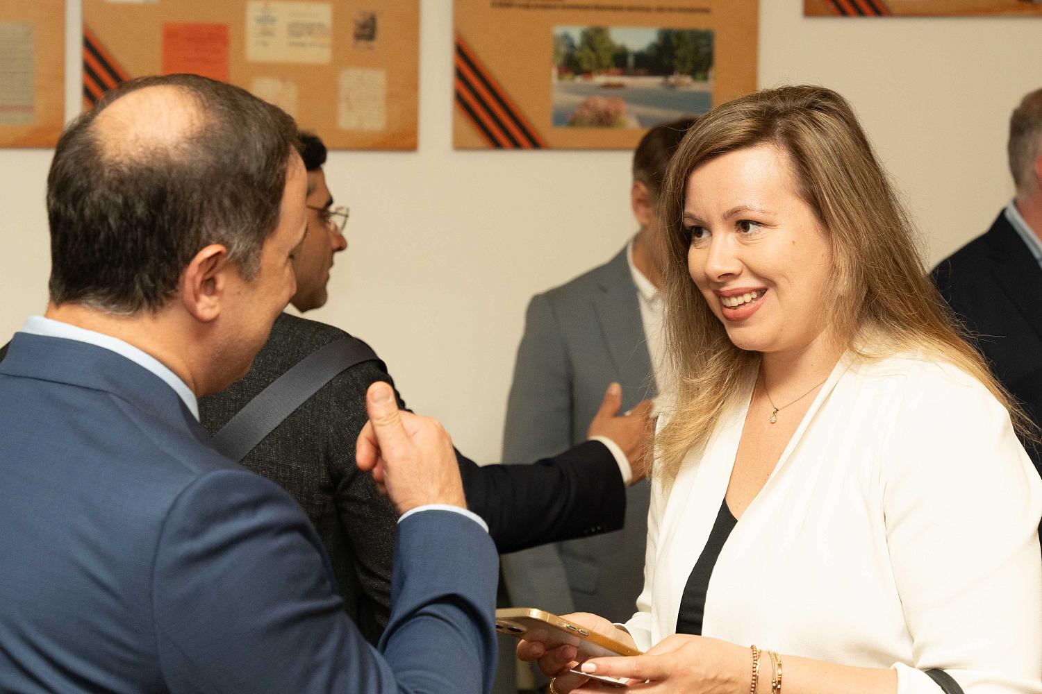 Дружеский нетворкинг накануне большого Форума