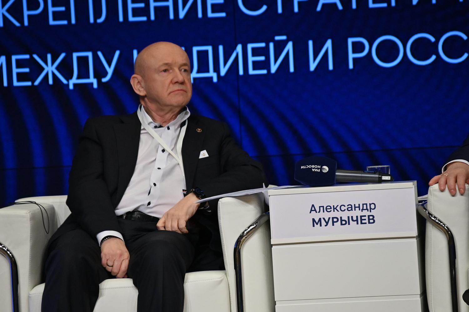 Президент МТПП Владимир Платонов выступил на пленарном заседании XV Индийско-Российского бизнес-диалога