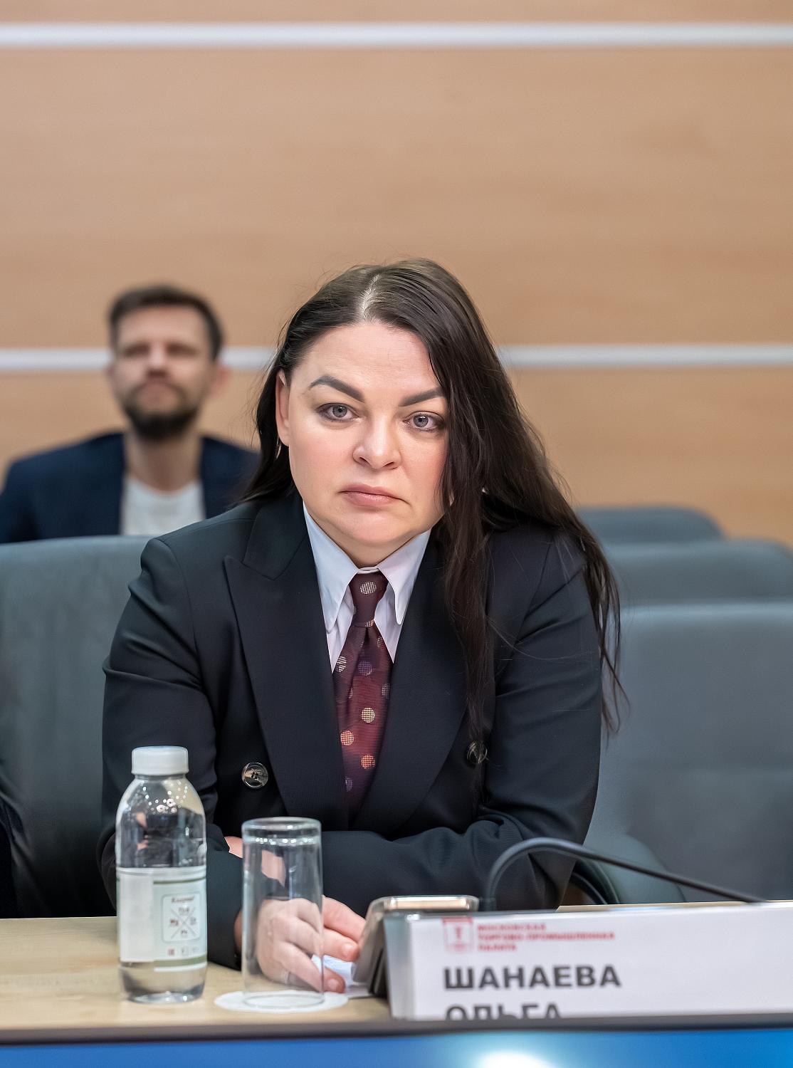 Женщины в бизнесе: как найти баланс между карьерой, семьёй и самореализацией