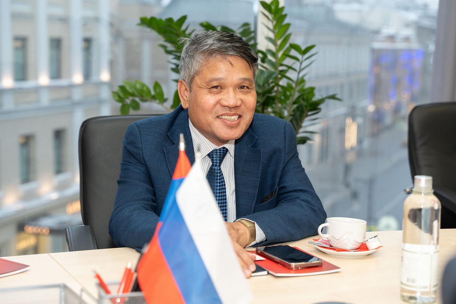 Moscow and Laos entrepreneurs have a mutual business interest