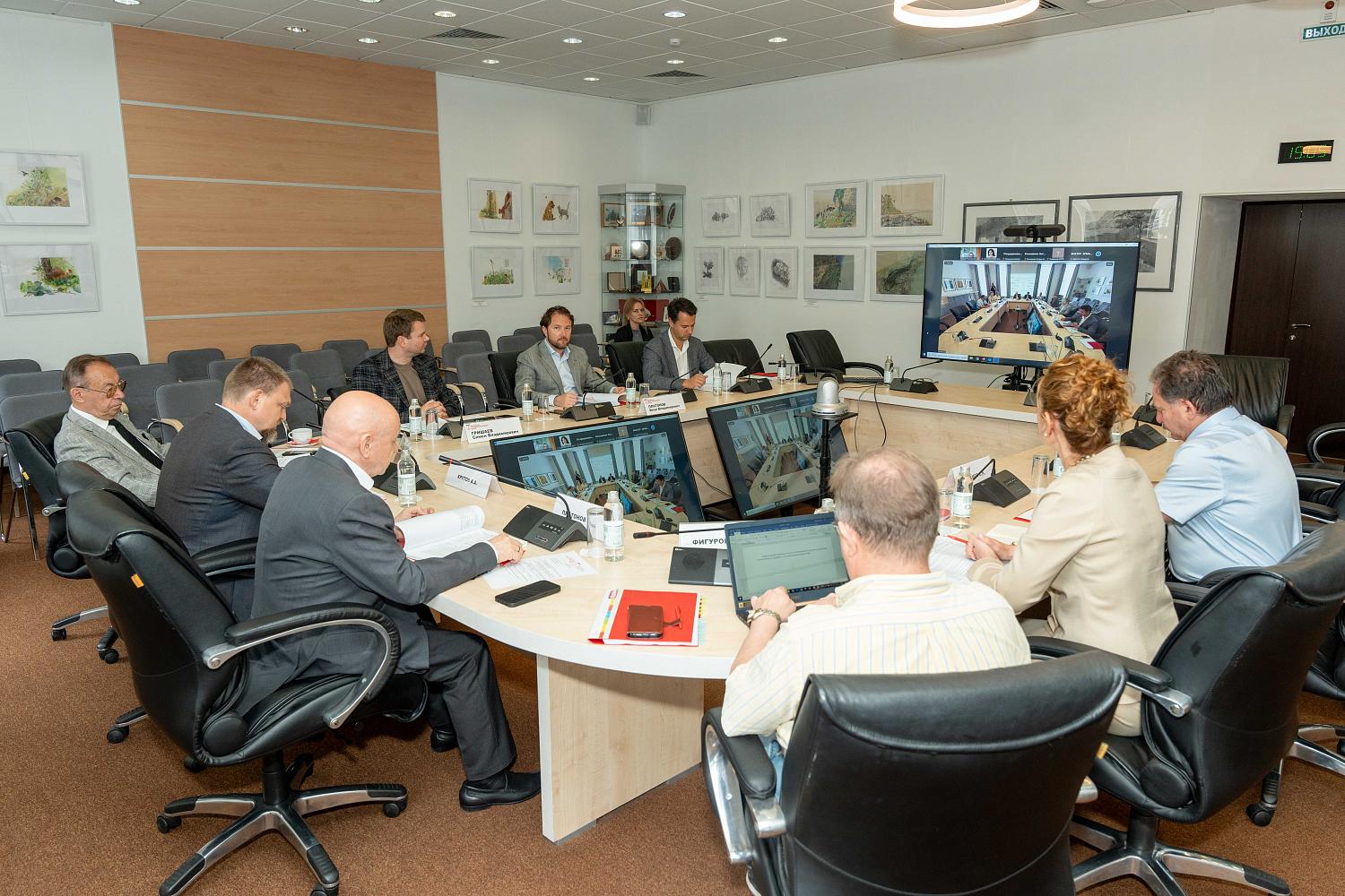 В МТПП появились еще один «медицинский» комитет и семь новых «страновых» комиссий