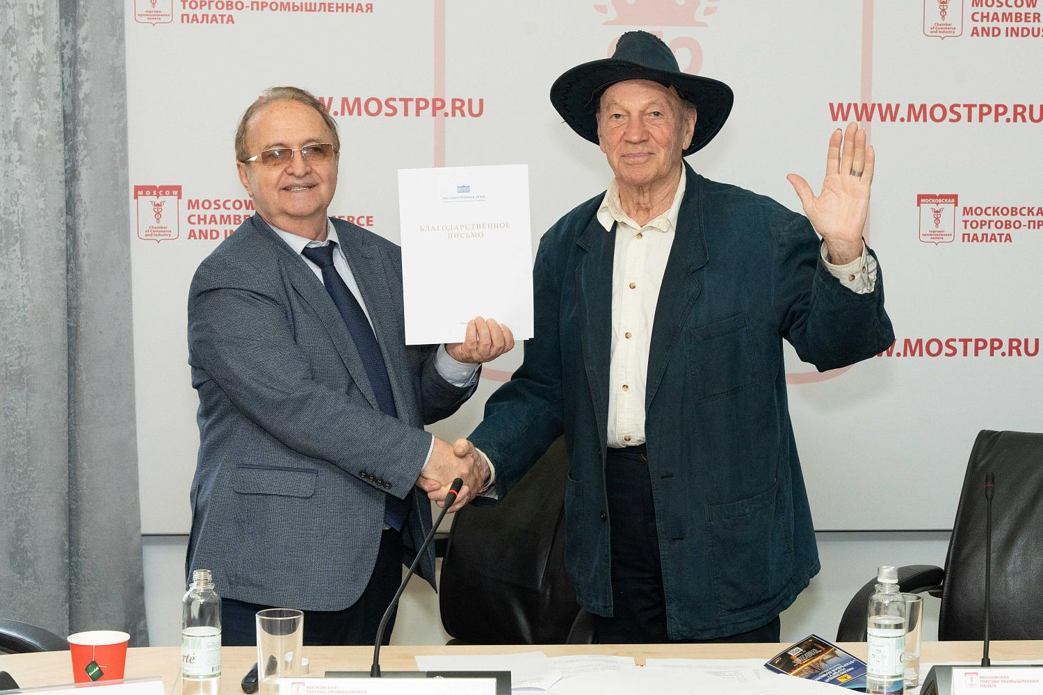 Путешествия на автомобиле и байке по Золотому кольцу должны стать комфортными и безопасными 