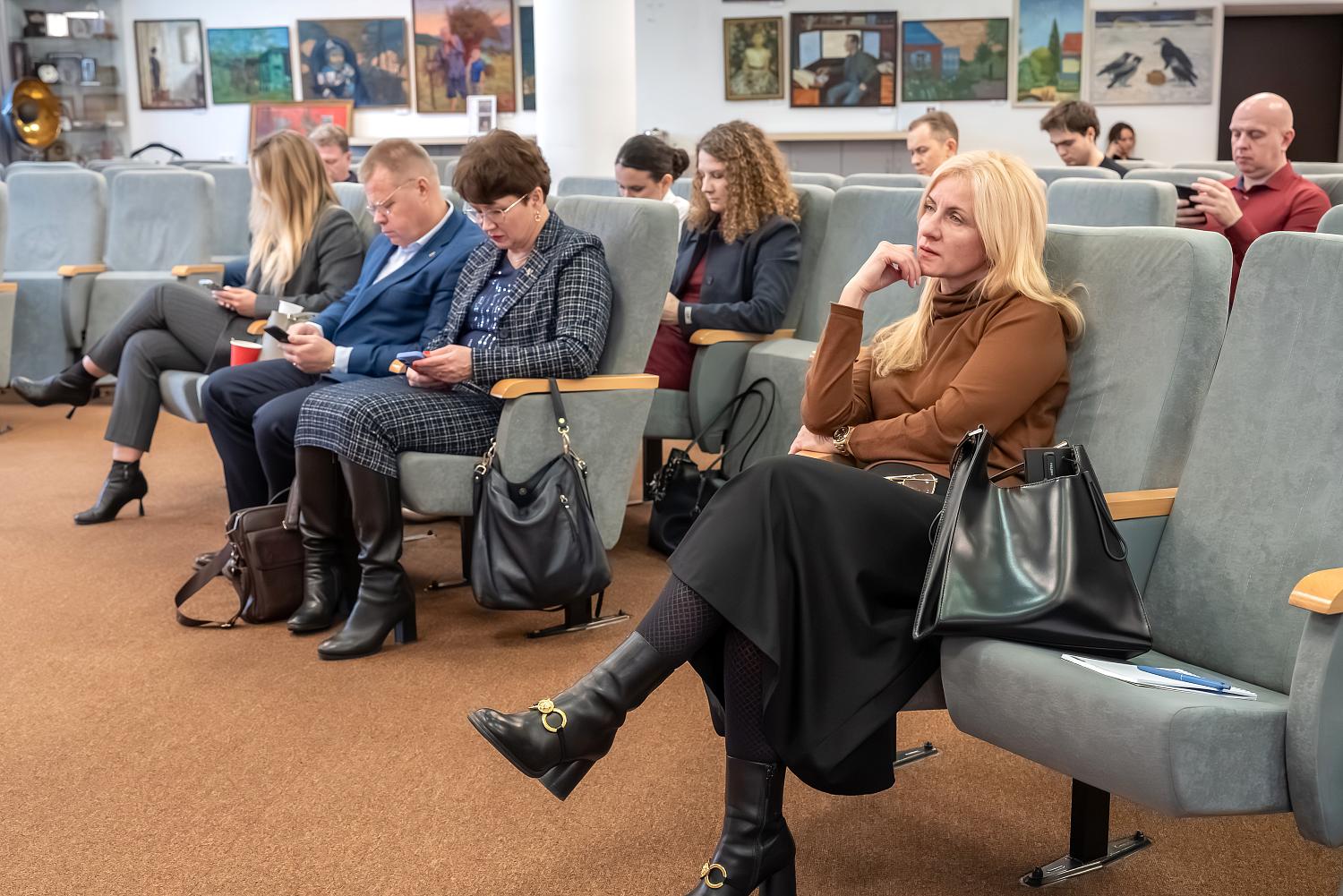 Эксперты обсудили новации в долговой сфере