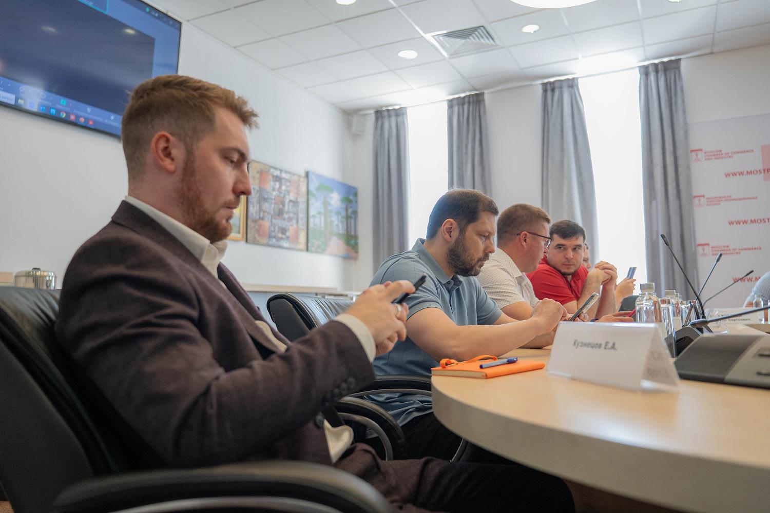 Эксперты обсудили пути решения проблем безопасности многоквартирных домов