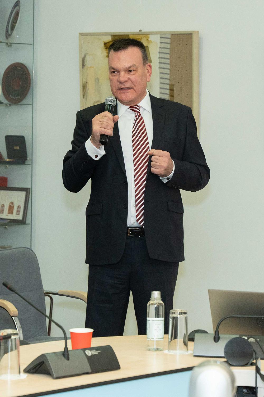 Эксперты по внешнеэкономической деятельности обменялись опытом и поделились проблемами