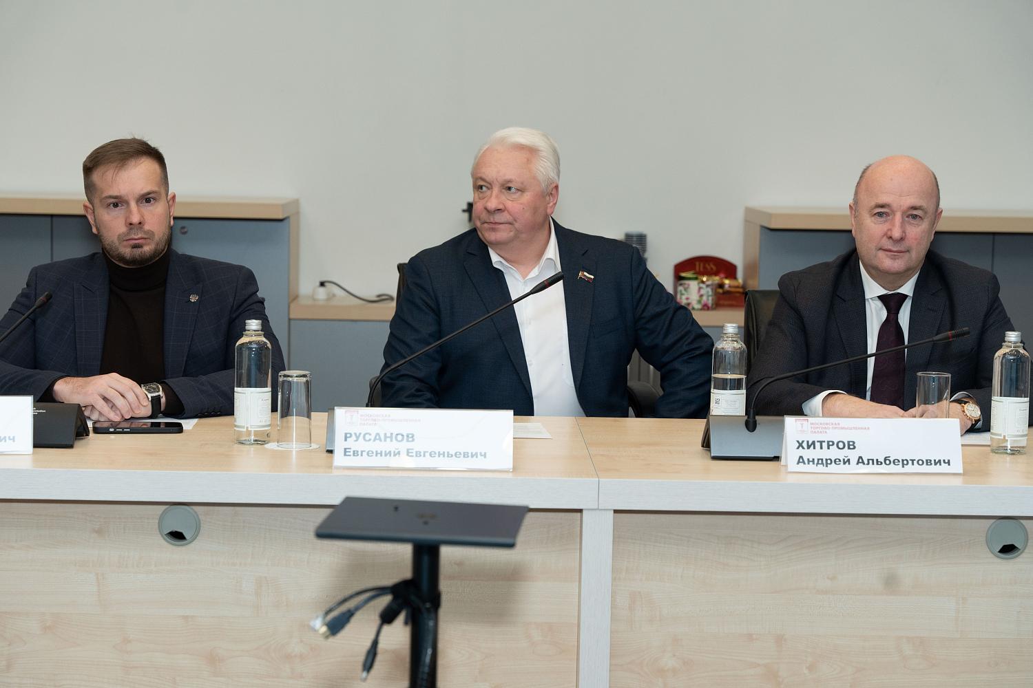 Молодежный комитет ищет дополнительные пути обеспечения безопасности многоквартирных домов