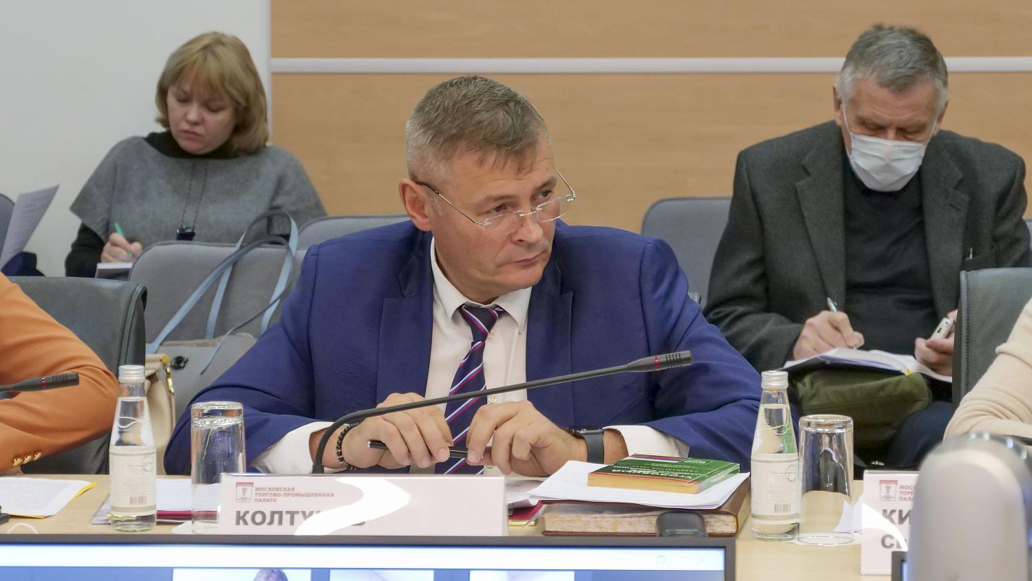 Обсуждены проблемы, связанные с продажей долей в объектах жилой недвижимости 