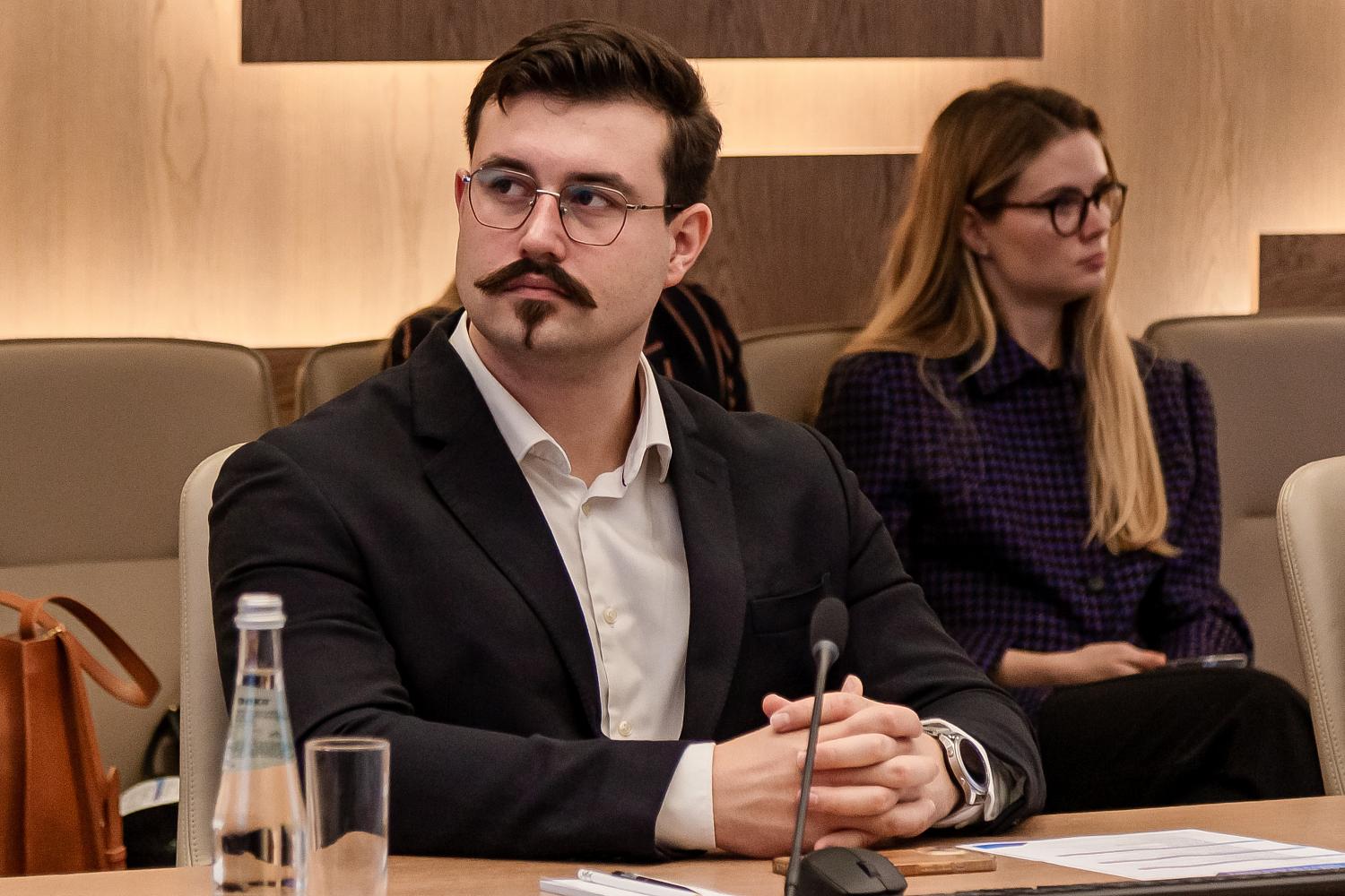 В рамках экспертизы оценки регулирующего воздействия рассмотрено более 900 правовых актов