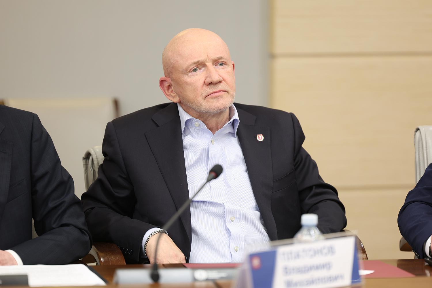 Владимир Платонов на площадке Мосгордумы предложил консолидировать позицию бизнеса по корректировке требований СанПиН