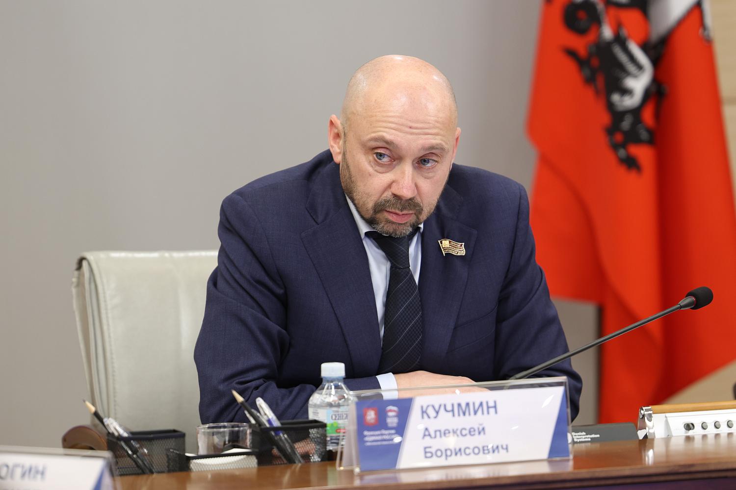 Владимир Платонов на площадке Мосгордумы предложил консолидировать позицию бизнеса по корректировке требований СанПиН