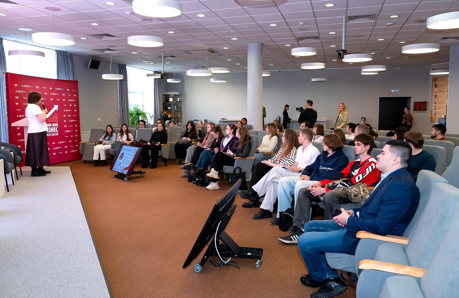 «Подписка», «фримиум» и «бритва–лезвие»: студенты примерили на себя реальные бизнес-модели