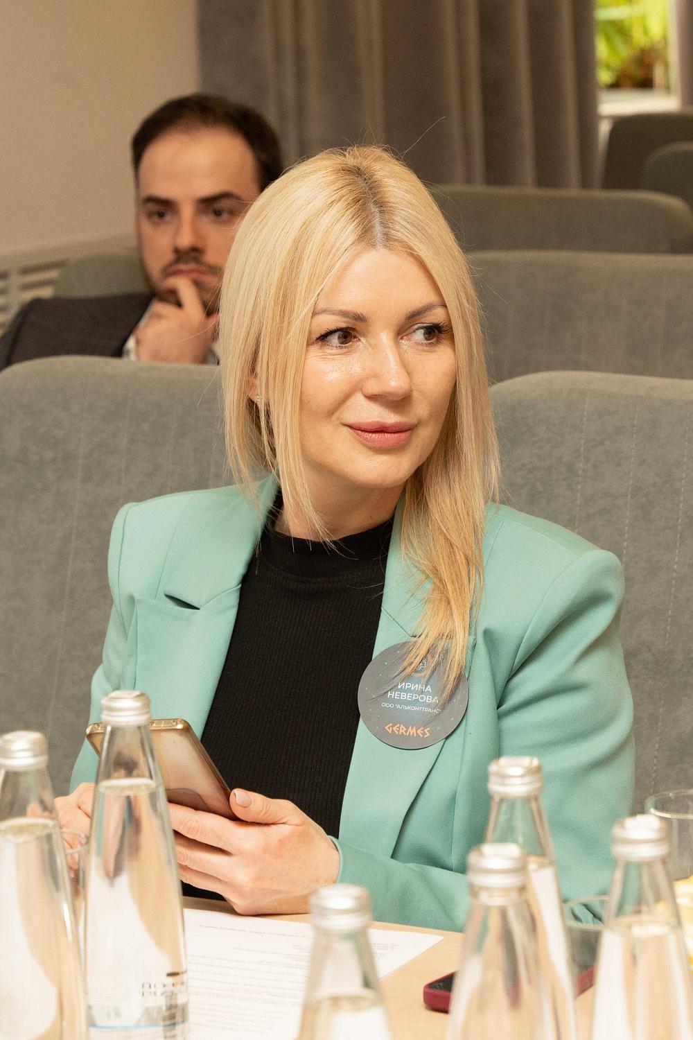 Предприниматели собрались, чтобы узнать о налогах, амнистии и судебной практике