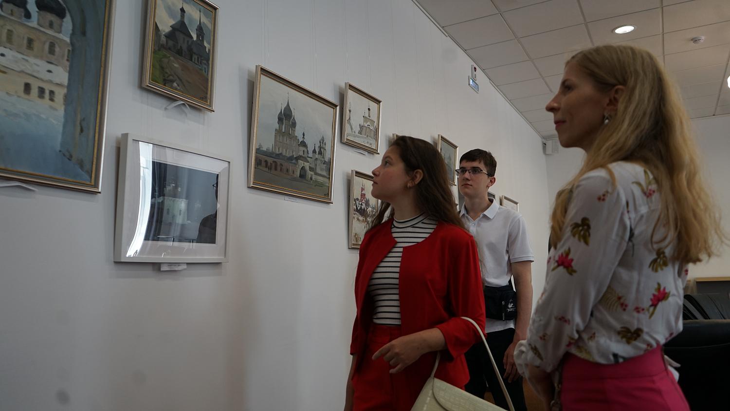 В МТПП провели экскурсию для именных стипендиатов Правительства Москвы 