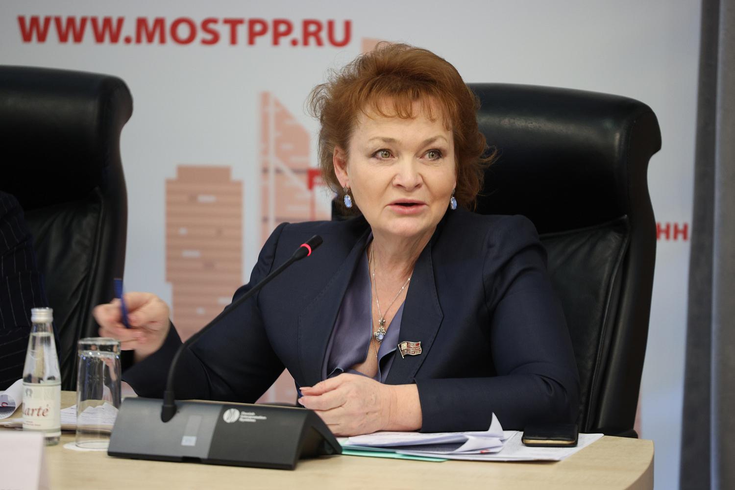 Обсуждены проблемы законодательного регулирования строительства объектов социальной инфраструктуры застройщиком 