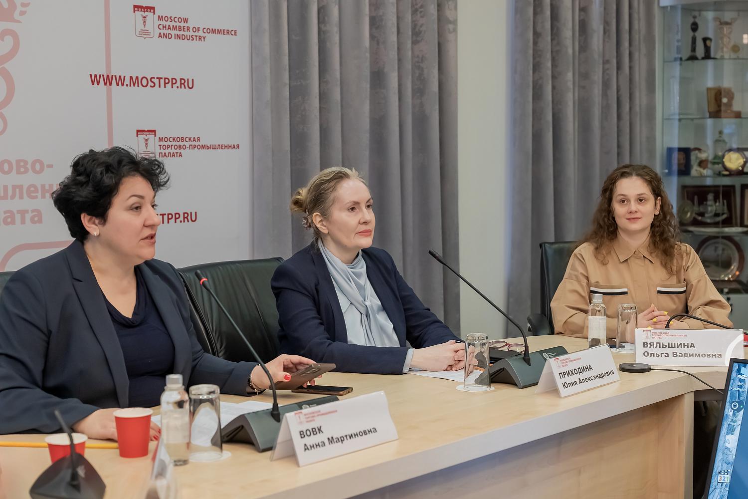 Эксперты обсудили перспективы практического внедрения исламского банкинга в России