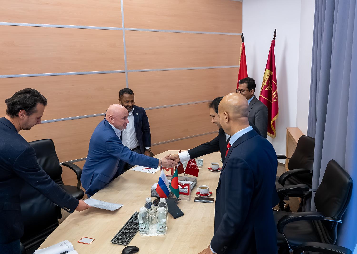 От джинсов до IT: какие отрасли интересны бизнесу Бангладеш и Москвы