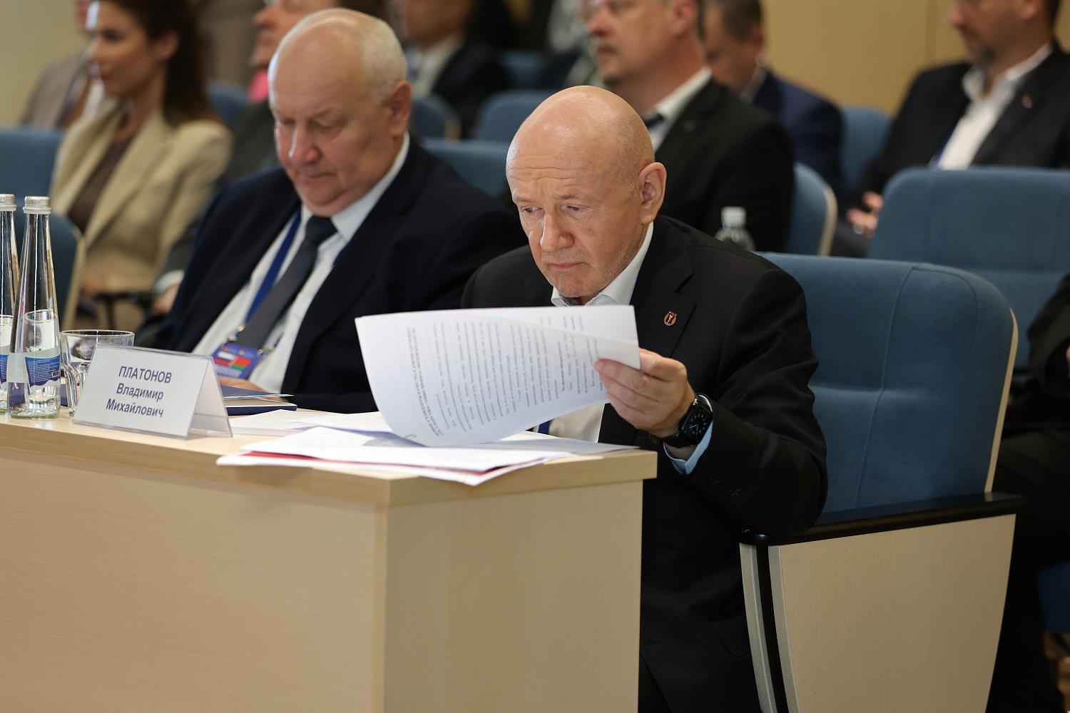Владимир Платонов представил проект «Московское качество» на XIII Форуме регионов Беларуси и России