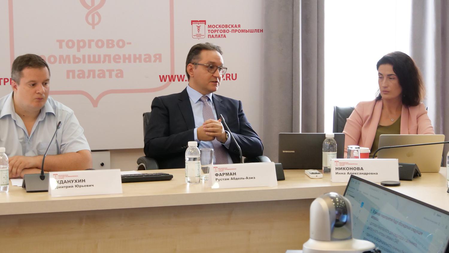 Эксперты обсудили долговую безопасность в ОАЭ