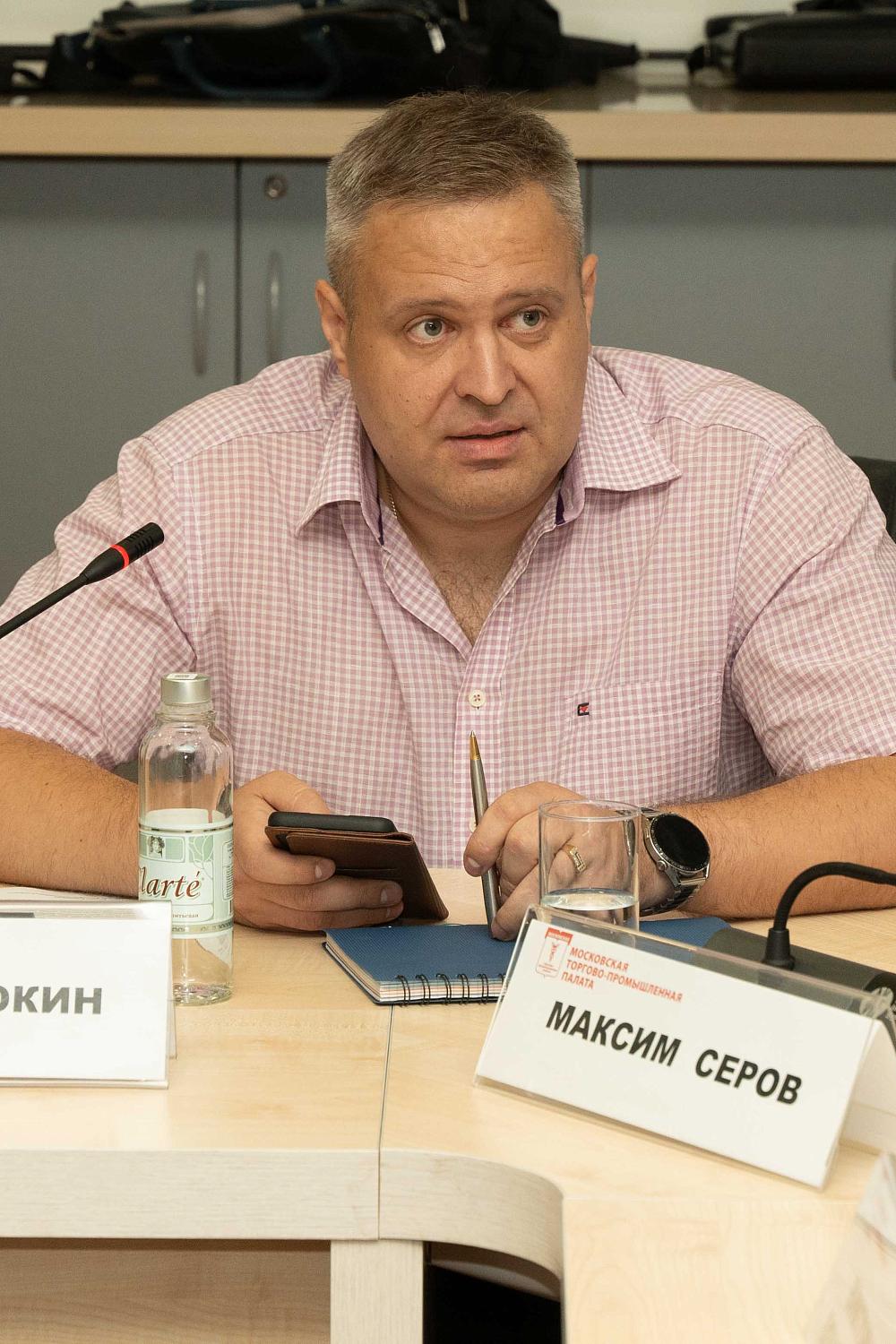 Специалисты обсуждают направления развития дополнительного образования в социальной сфере