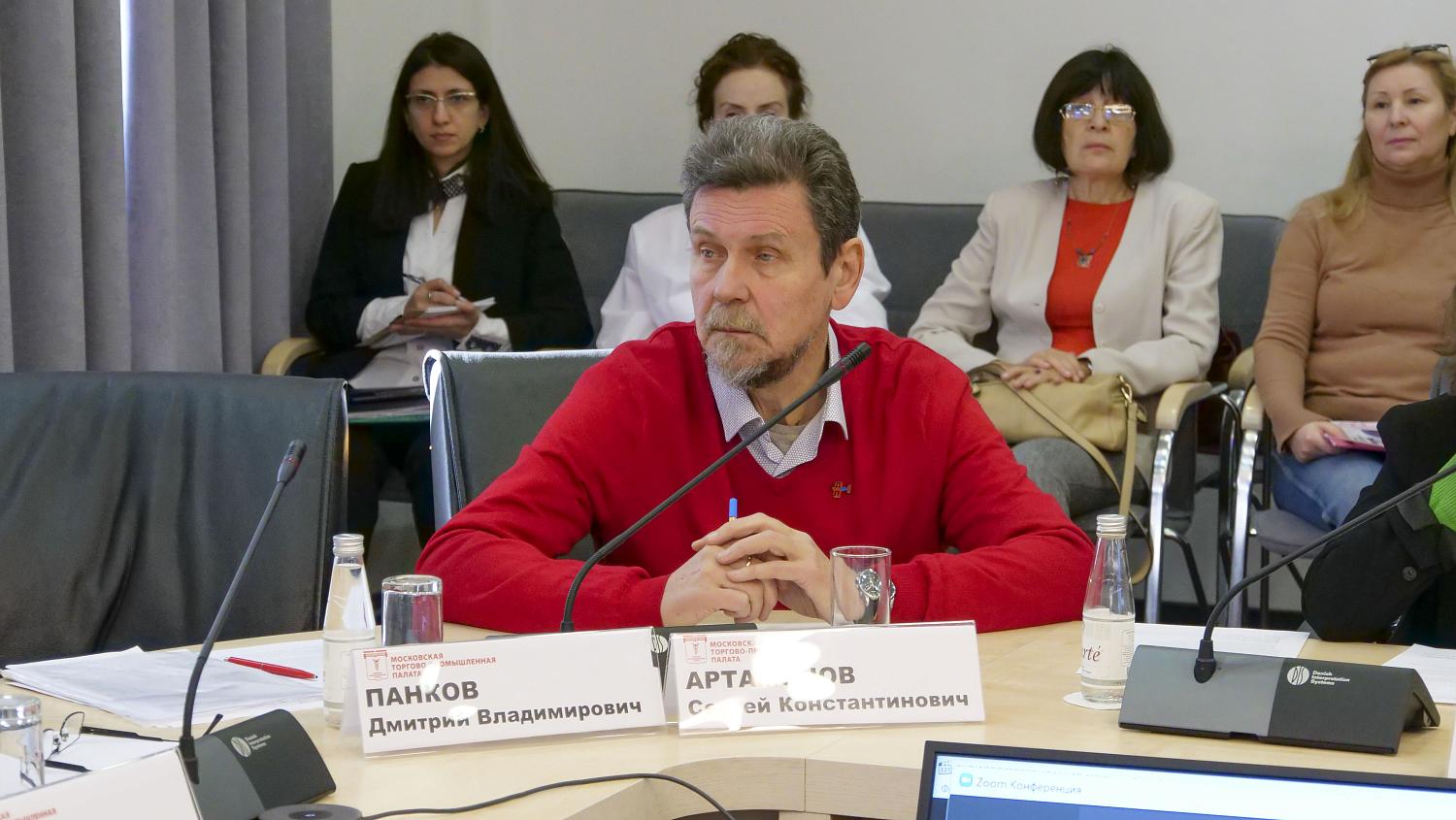 На площадке МТПП специалисты обсудили проект международной выставки дизайна одежды