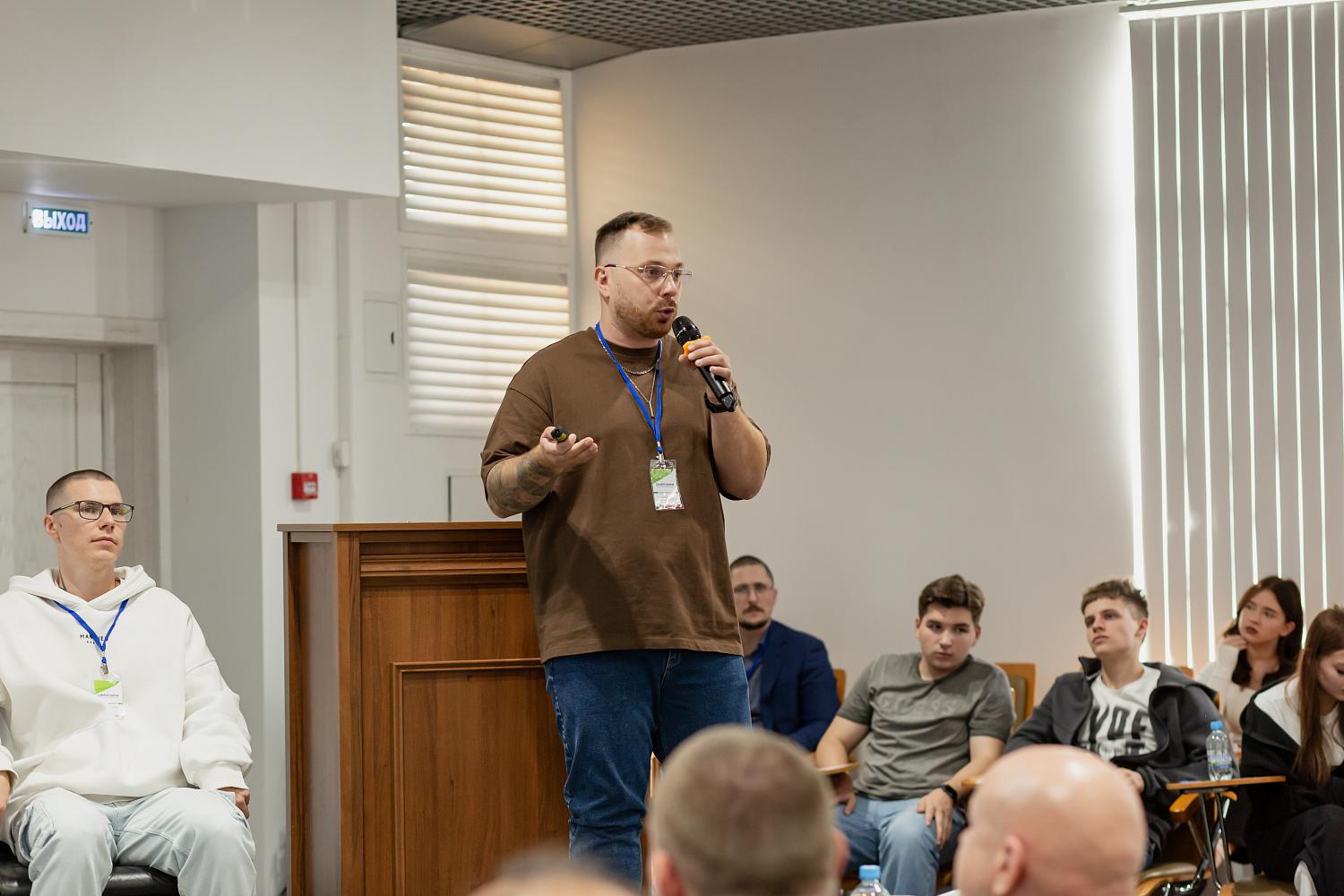 Зеленоградский симпозиум собрал юных, отважных и креативных