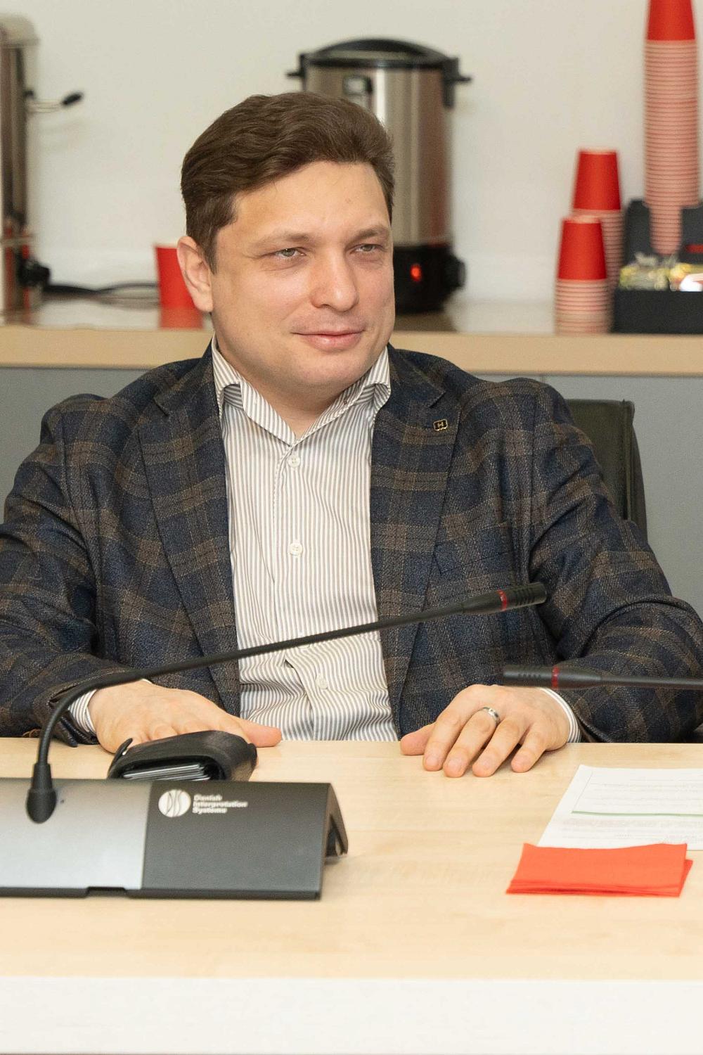 Эксперты анализируют возможности масштабирования бизнеса через комьюнити