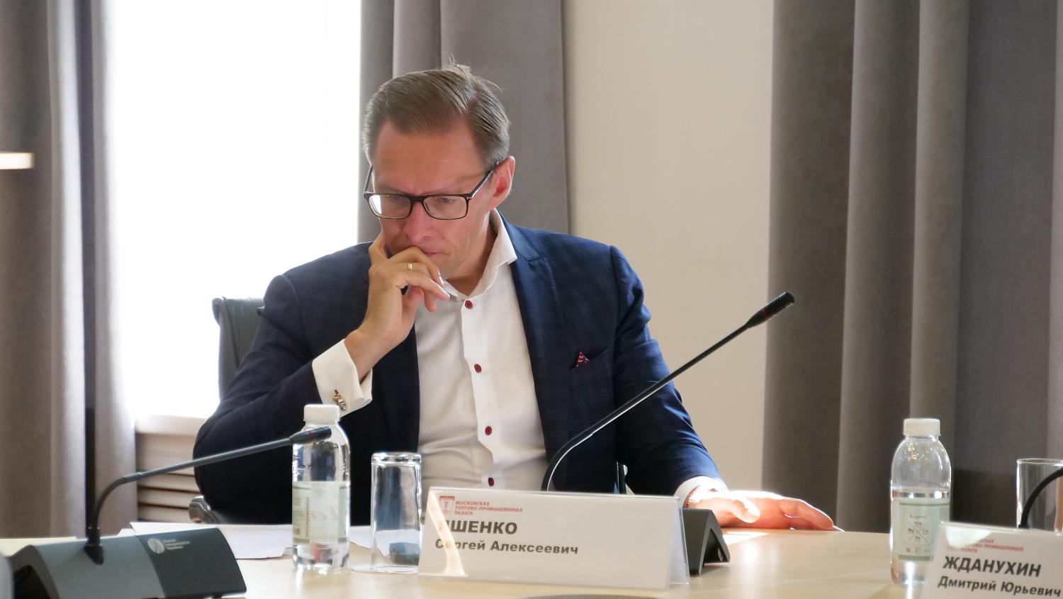 Эксперты обсудили долговую безопасность в ОАЭ