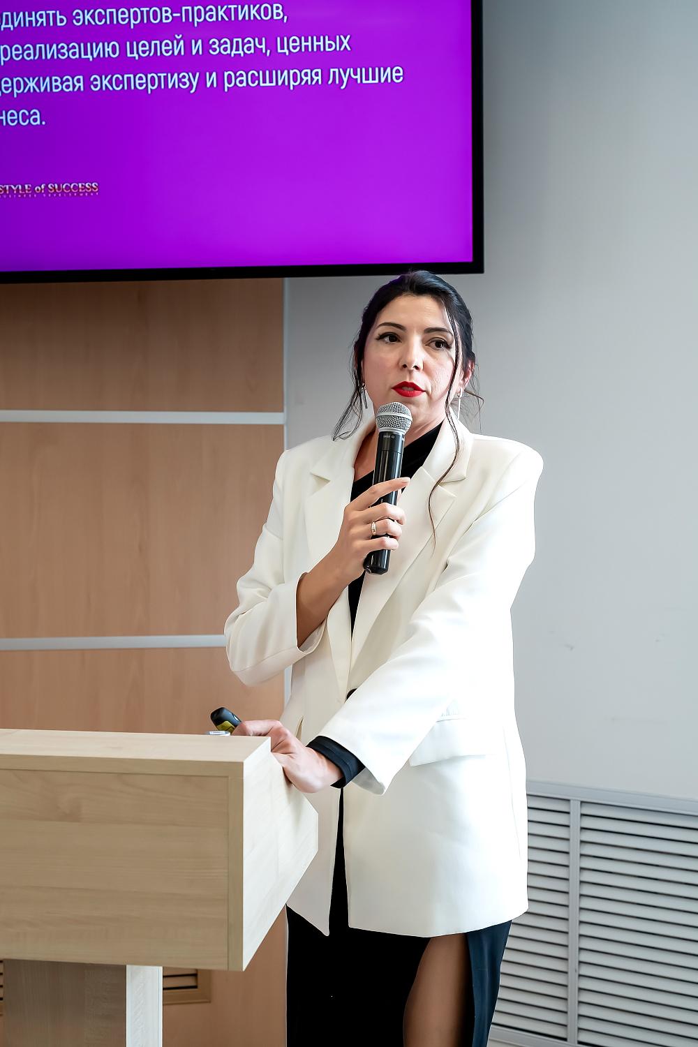 «Территория денег» и «Самосаботаж»: как игровые сценарии формируют лидеров